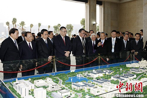 �����Ӳ���Ŵ�ѧ����У��