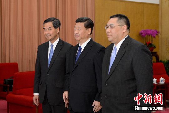 ��Ѷ��ϰ��ƽ�������Ӣ��������