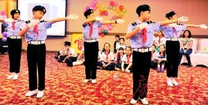 ��۰��������γ��ڽ�������̸����һ����