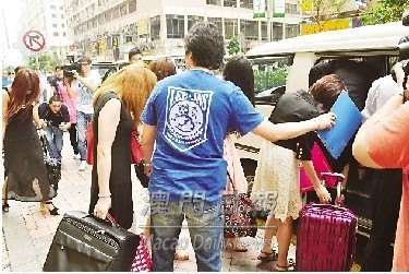 误信高薪赴澳门陪赌5名内地女子拒卖淫遭禁锢