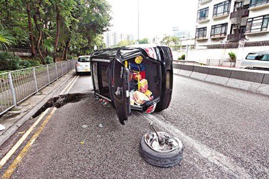 香港两少年涉嫌偷车兼无牌驾驶被捕(图)