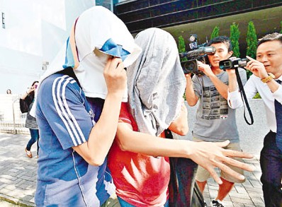 香港变态虐佣案续:印佣被逼喝厕所水穿“透视装”