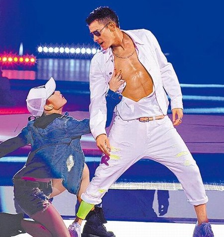 ���»���˺�����㸹������˲��������ͼ��