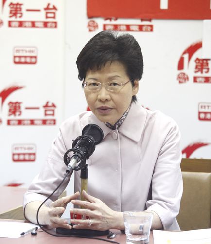 香港政务司长:贫穷线不会衍生福利主义社会(图)