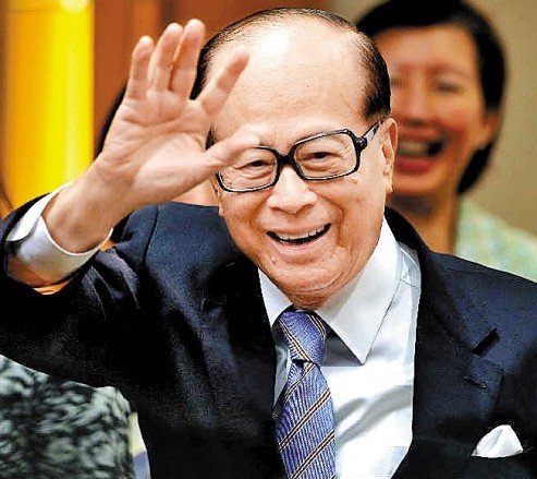 李嘉诚不卖百佳改分拆上市业内猜测或因售价太高