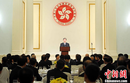 李飞谈香港普选特点冀各界放下成见凝聚共识