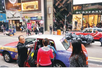 香港1.8万多辆的士加价(图)