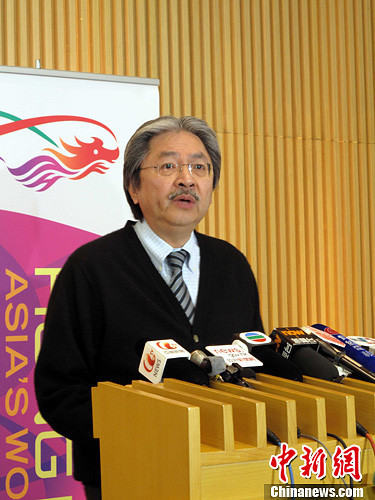 香港“财爷”:港金融系统可应付资金大出大入