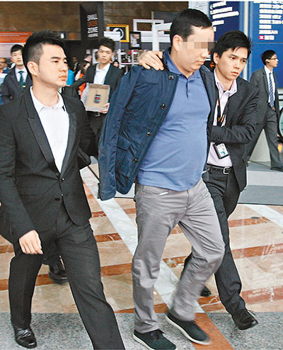 蒙古汉持电枪入香港国际珠宝展被警方拘捕(图)