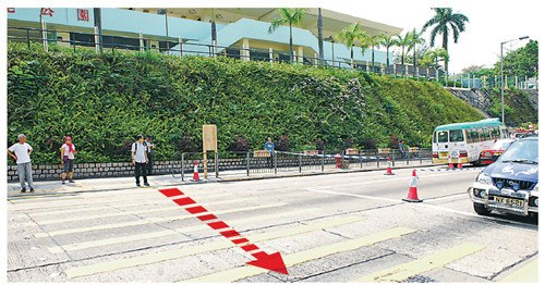 青年边跑步边听歌被撞情况危殆(图)