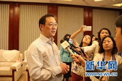 港澳媒体高层联合组团到重庆展开考察采访