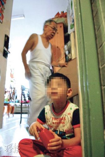 ��ĸ�賿4���赶������Ů��ѧϰ������ͼ��