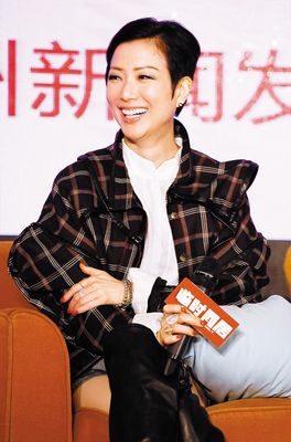 郑秀文自言不想生孩子称许志安不敢有意见