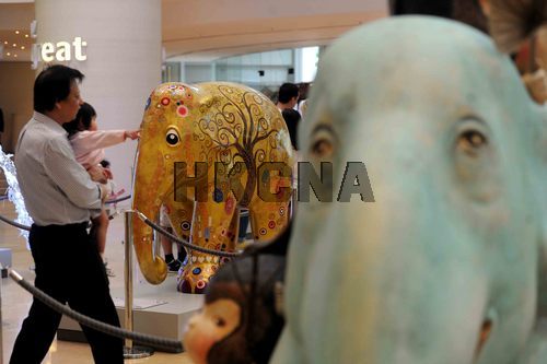 宣扬关注濒危亚洲象雕塑展在香港展出(图)