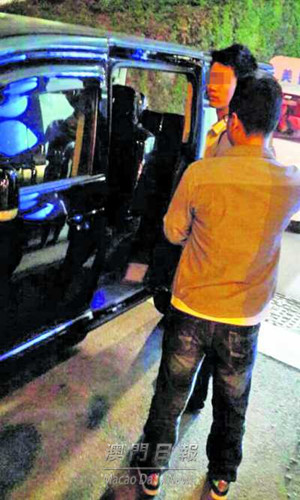 内地男子到澳门发色情卡片开工当晚即被抓(图)