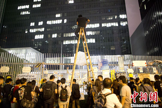 �۲죺���ҹ���������˶ܡ�����ռ�С�ս��