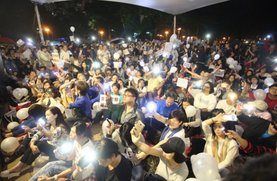 香港500市民促占中者撤离表达愤怒痛心与无奈