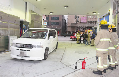 �������8���������ܸ���Ǯ������