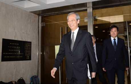 东方明珠石油主席等人被控诈骗黄坤获延长保释