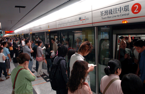港铁加价4.3%每程平均多付3毫加幅为近三年新高