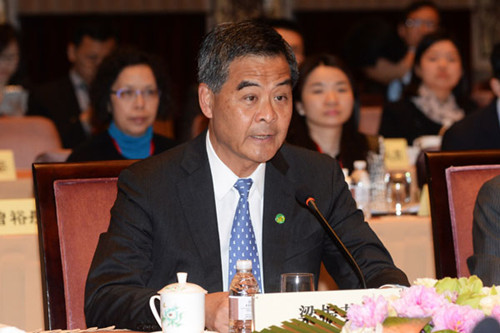 香港特首梁振英:沪港两地深化合作不是零和游戏