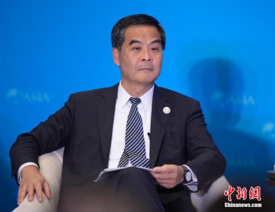 梁振英:中央在香港政改问题上有权有责