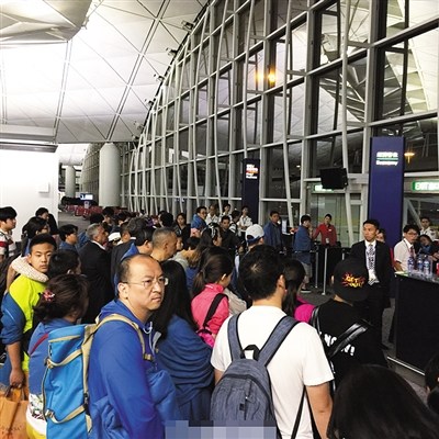 ��۷ɱ�����������9Сʱ�ڵس˿���ײ���ڱ���