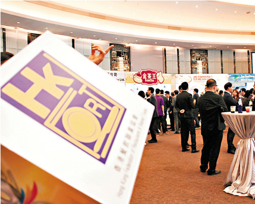 香港旅游业放缓影响餐饮业业者忧明年5%店铺倒闭