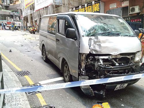 ���65�긾�˹���·����ײ���������������˻���