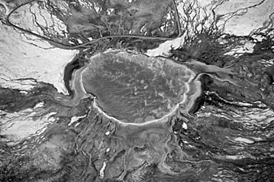 美黄石公园一沉睡64万年火山不断隆起恐会喷发