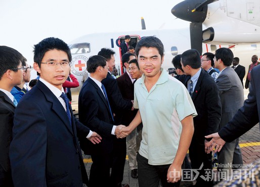 29名中国工人苏丹惊魂11天:曾遭轰炸昼夜行军