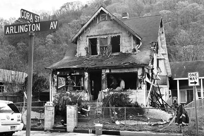 ������̽���������ٴ����������һ�Ұ˿ڣ�ͼ��