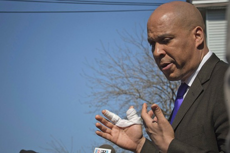 ��һ�г�����𳡾ȳ�Ů�ھӳƵ�ʱ���úܺ���