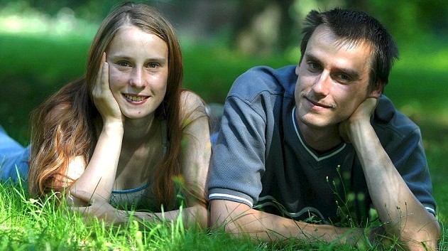 �¹�һ���������������ӱ���Ժ����������ͼ��