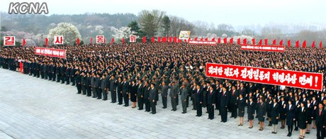 朝鲜青年举行誓师大会发誓永远拥护金正恩领导