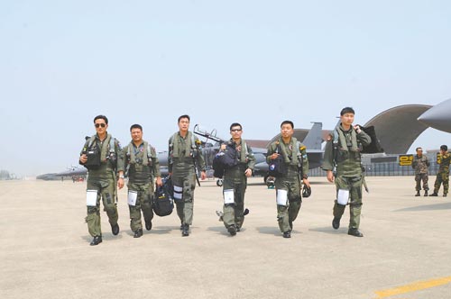 韩美空军举行大规模军演假想朝鲜半岛发生战争