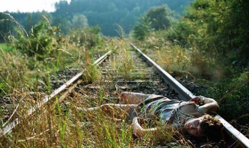 冲洗店发现顾客女尸照警方调查发现是误会