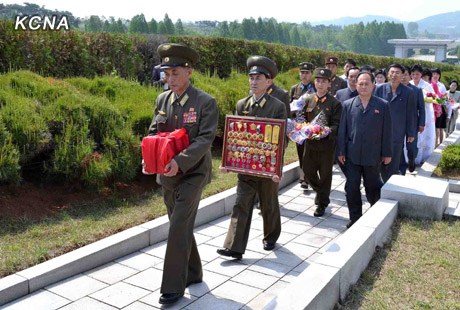 金正恩指示将一将领遗骸安放陵园高度评价功劳