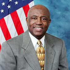 美国资深议员允许妻子公款租车办私事引风波