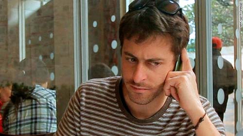 哥伦比亚反政府武装释放被绑架的法国记者(图)