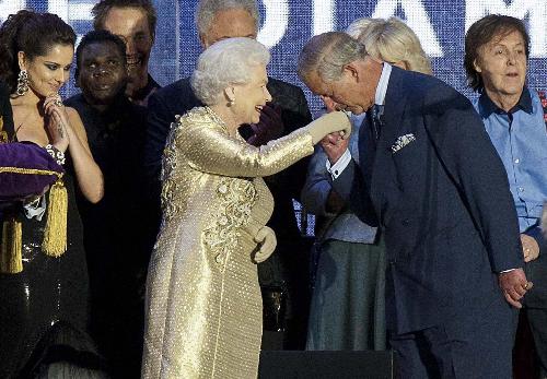 调查称查尔斯超越威廉成英国人最希望继位人选