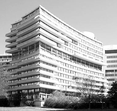 美国水门案发生地三居室卖出近2000万元人民币