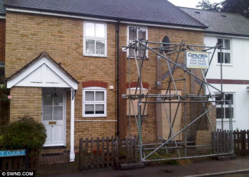 լ����222����3��û�����Ŵ�����ײ�ٱ������