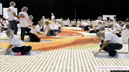 2���ֽ���������16�׳�ƴͼ�������¼��ͼ����3��