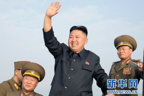 韩媒:金正恩无保镖陪视察前线部队属破格举措