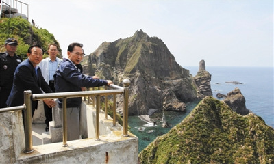 “韩国愤青”护岛战争:日海警多次夺岛被逼退