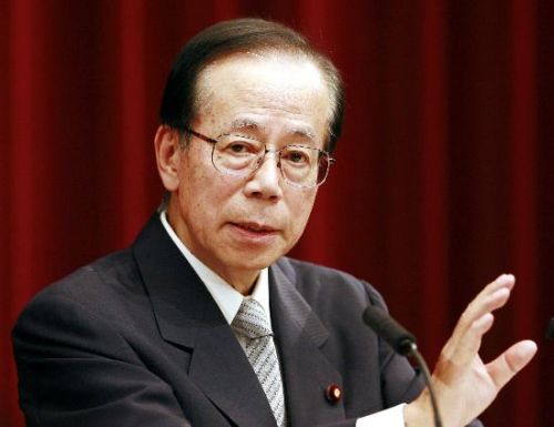 日前首相福田康夫退出政坛其长子有望子承父志