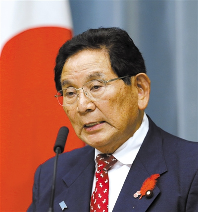 日法相因涉黑辞职日政治一塌糊涂民众雾里看花