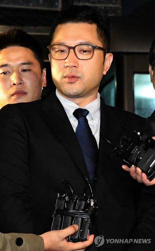 李明博长子因“私宅门”受查陈述内容与此前不符