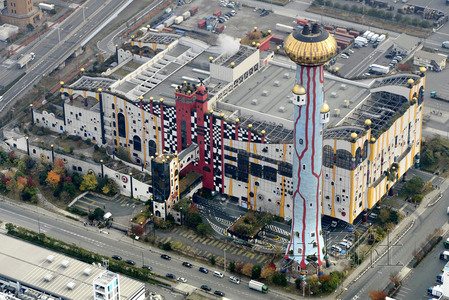 日本大阪试焚烧震灾垃圾遭市民团体抗议(图)